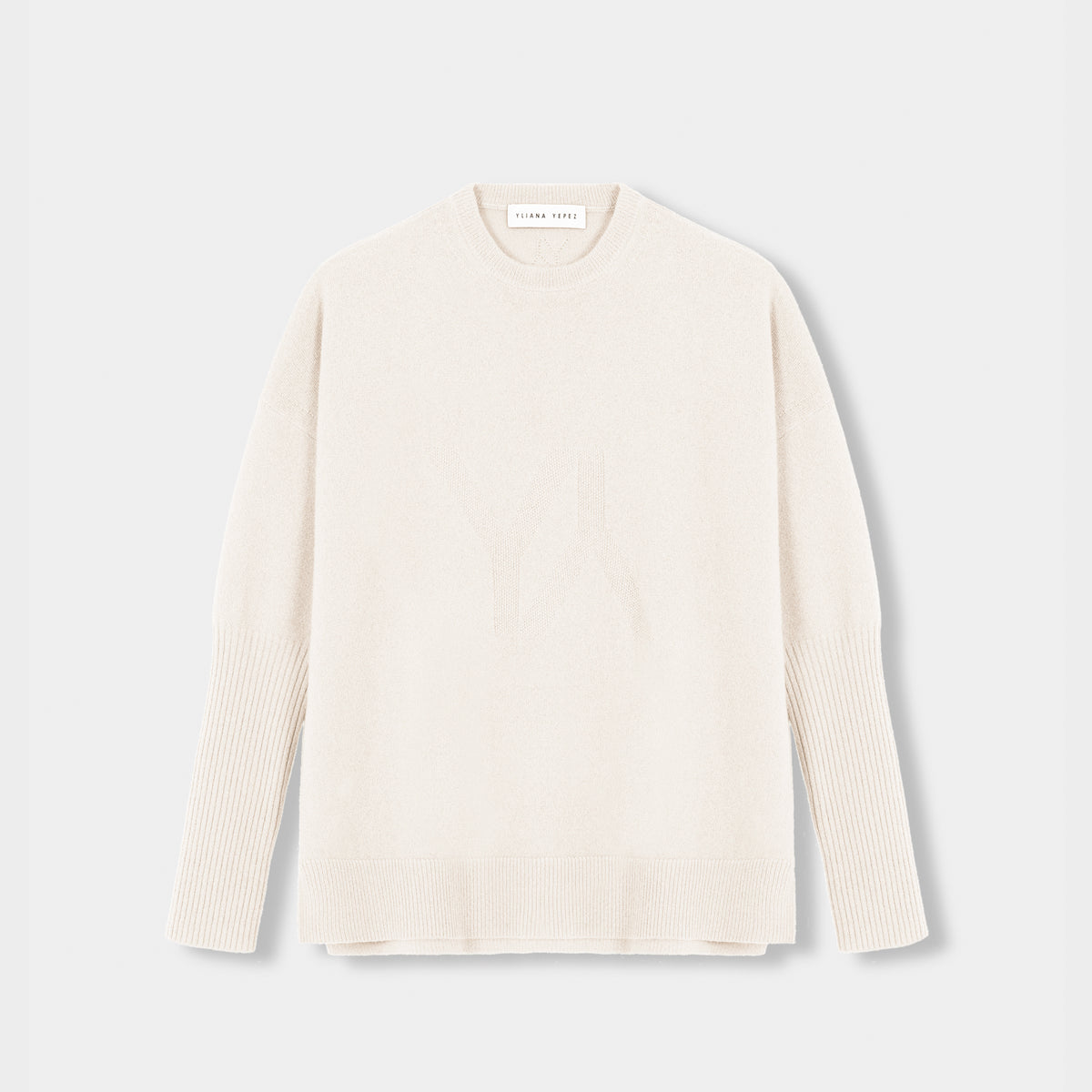 YLIANA_YEPEZ_YY_boxy_off_white