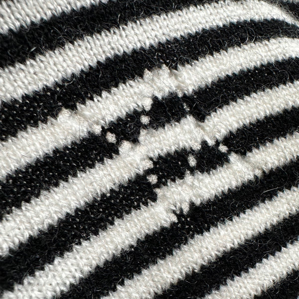 Aspen Sweater Black/White