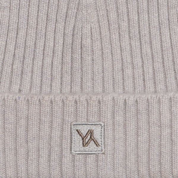 Beanie Cashmere with YY Logo Light Grey