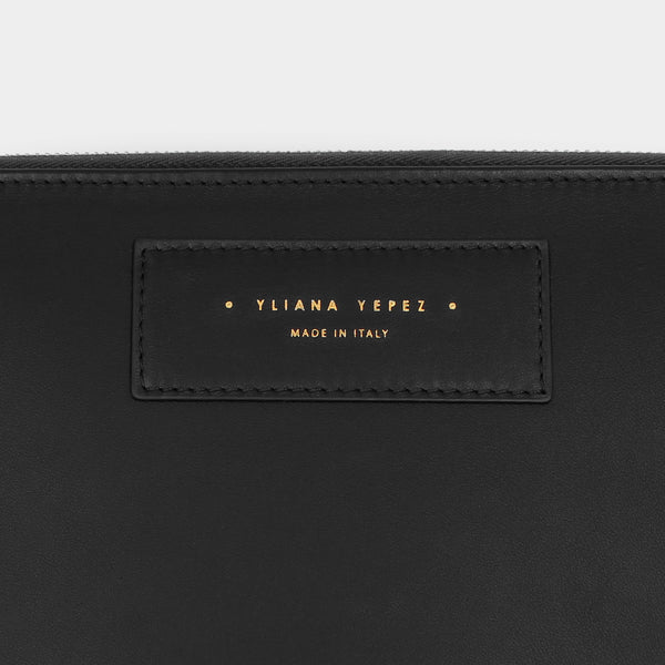 YLIANA YEPEZ travel document wallet