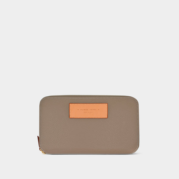 YLIANA YEPEZ travel document wallet