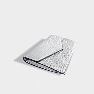 YLIANA YEPEZ pouch